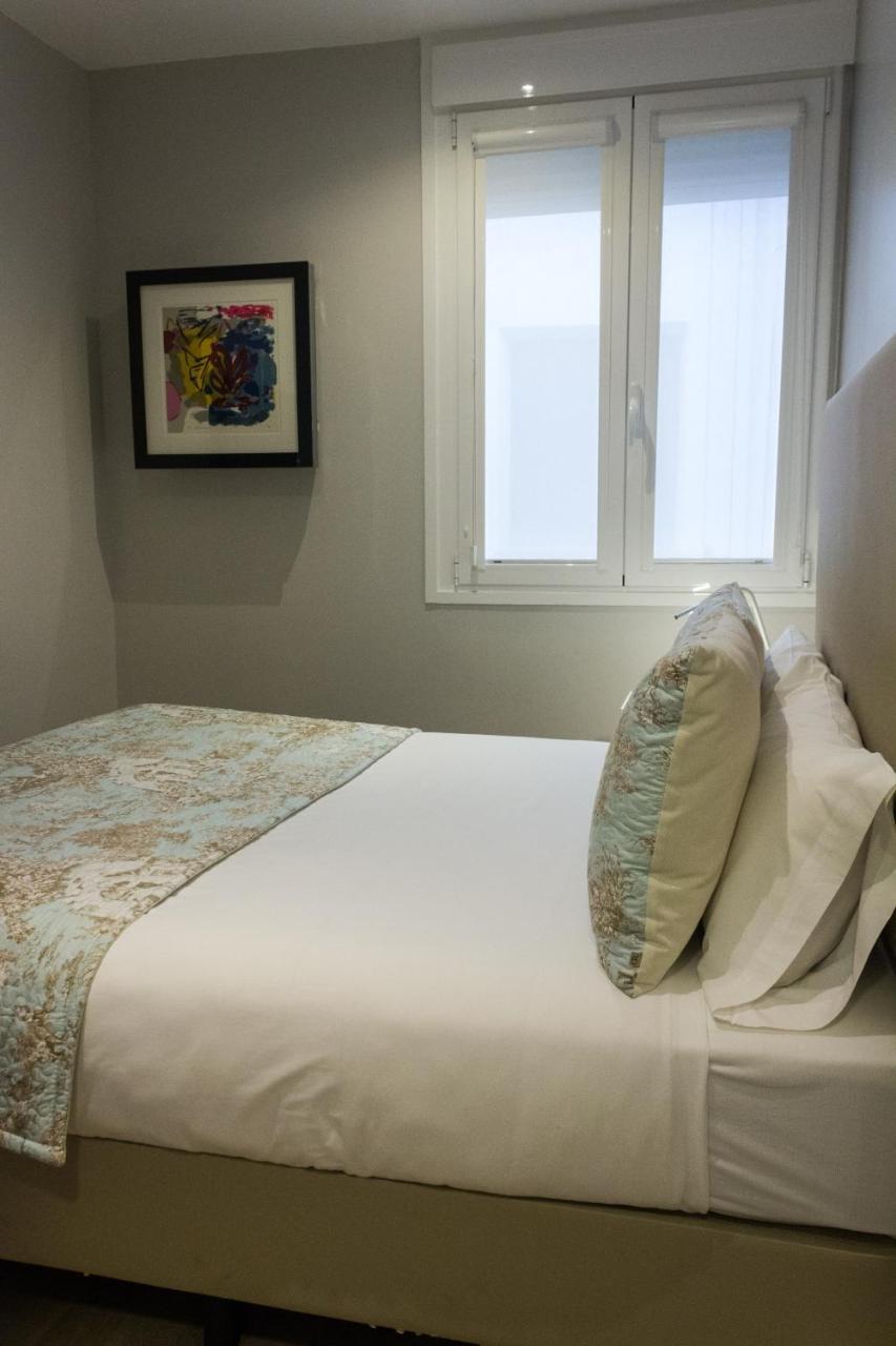 Arenal Suites Preciados Madrid Bagian luar foto