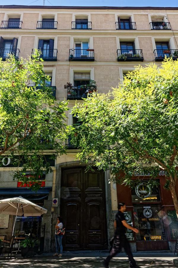 Arenal Suites Preciados Madrid Bagian luar foto