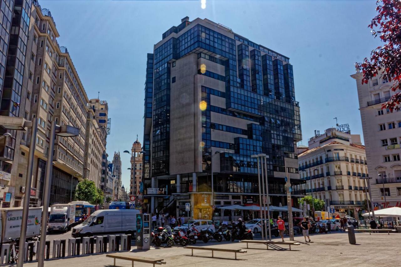 Arenal Suites Preciados Madrid Bagian luar foto
